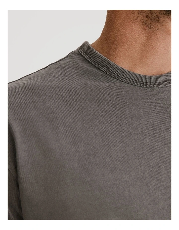 Vintage Wash T-shirt in Washed Charcoal image 2
