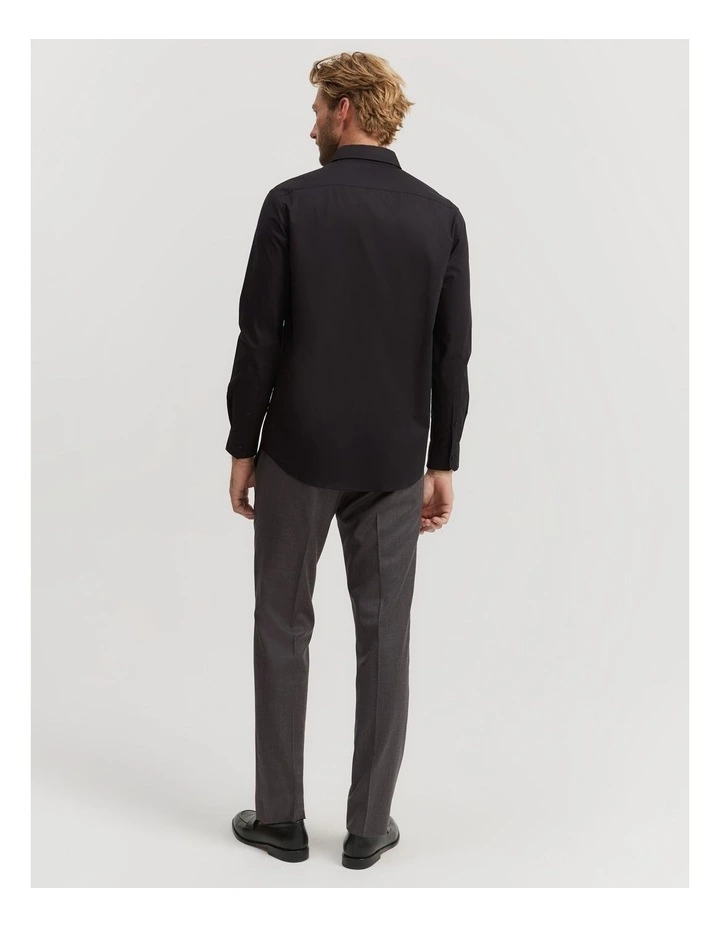 Tailored Fit Poplin Stretch Shirt in Black image 4