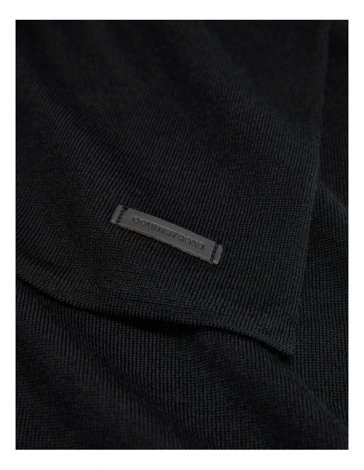 Australian Merino Wool Scarf in Black image 3