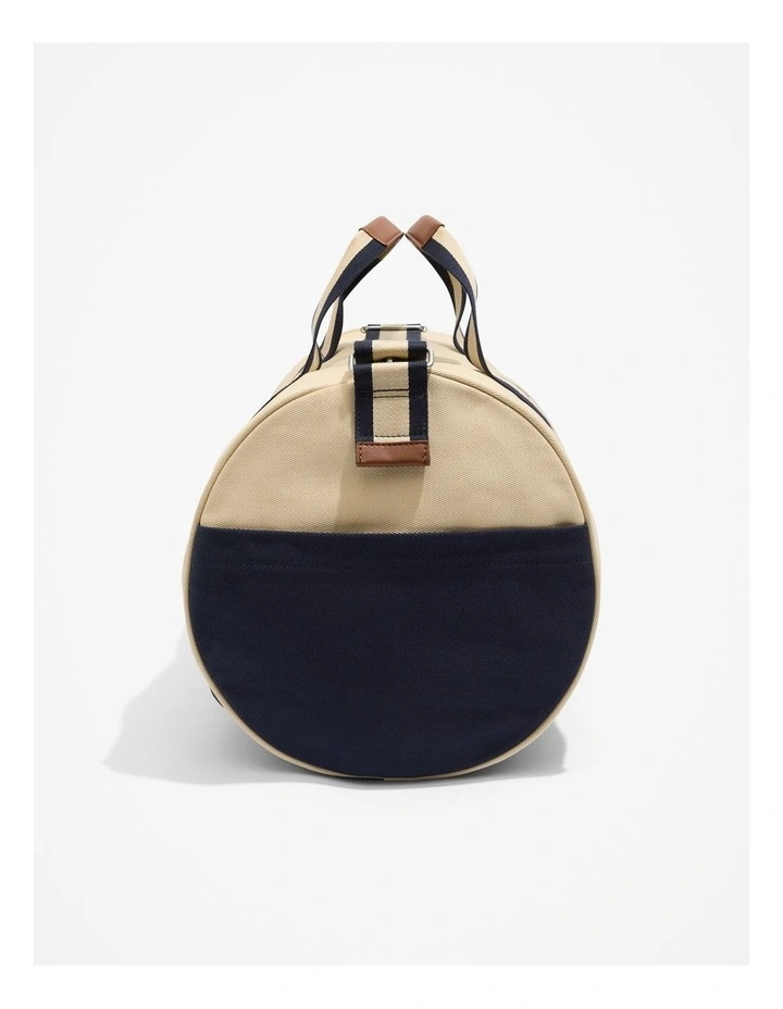 Pop Shop Duffle Bag in Navy image 4