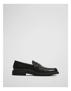 Wyatt Loafer in Black
