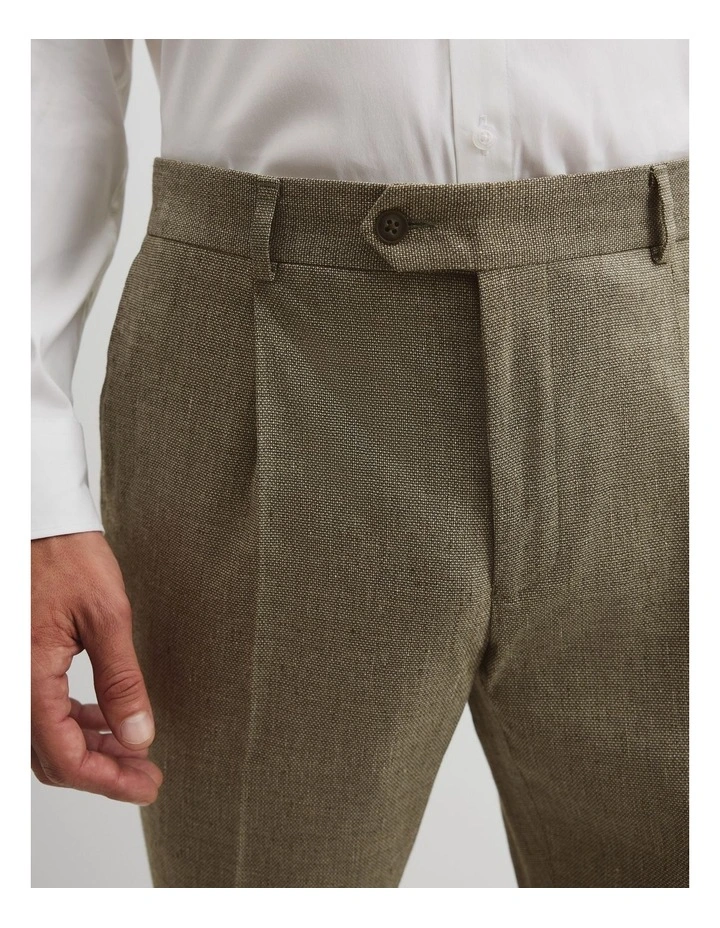 Linen Blend Stretch Pant in Green image 3