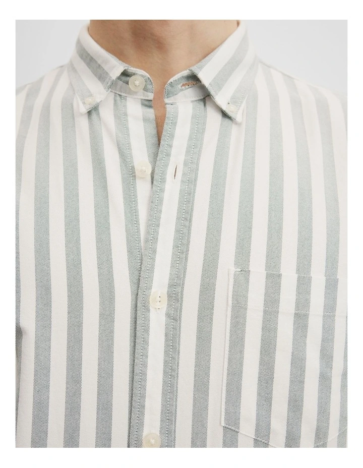 Regular Fit Stretch Geometric Oxford Shirt in Emerald image 2