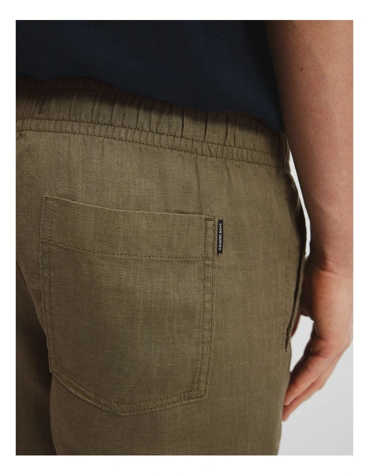 Organically Grown Linen Drawcord Short in Moss Green image 3