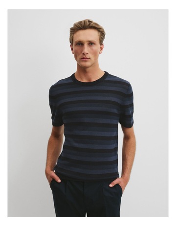 Navy colour