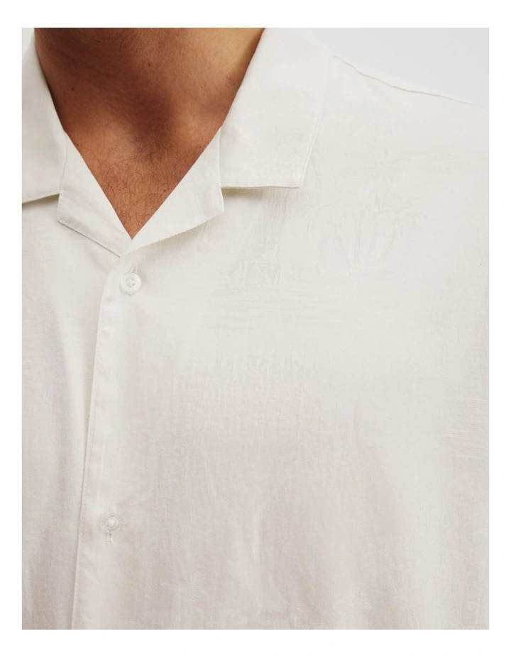Short Sleeve Revere Jacquard Shirt in White image 2