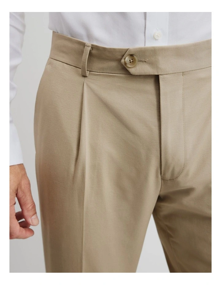 Cotton Pleat Pant in Taupe image 3
