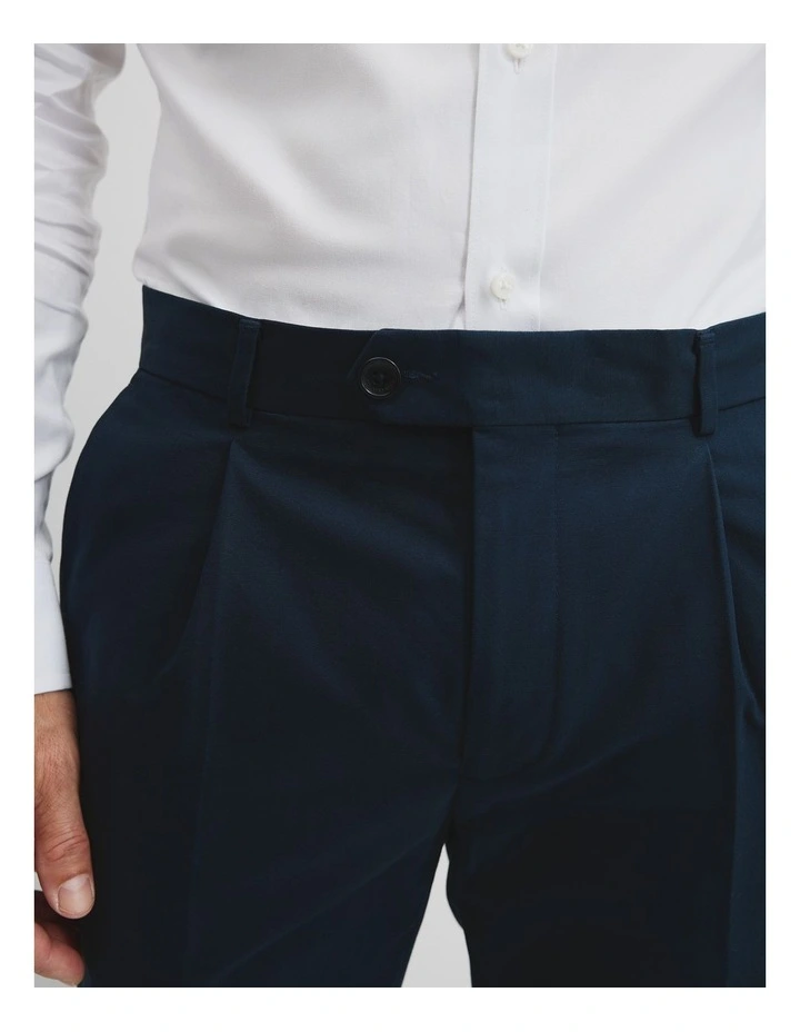 Cotton Pleat Pant in Ink image 3