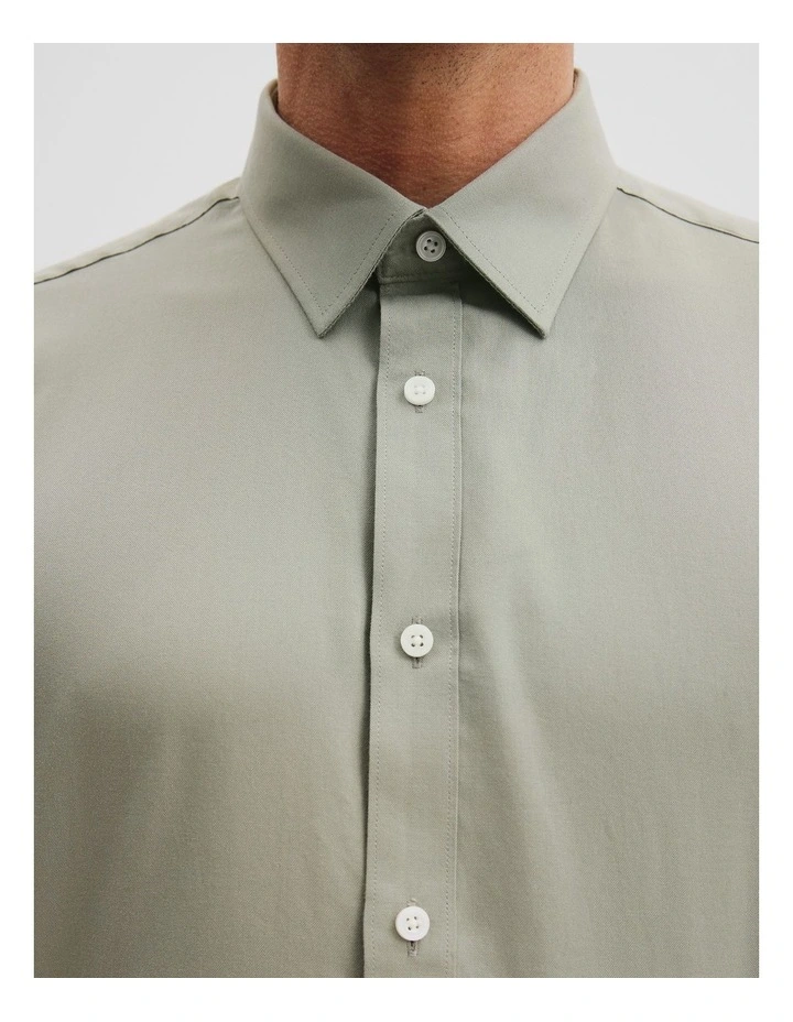Slim Fit Oxford Shirt in Eucalyptus image 2