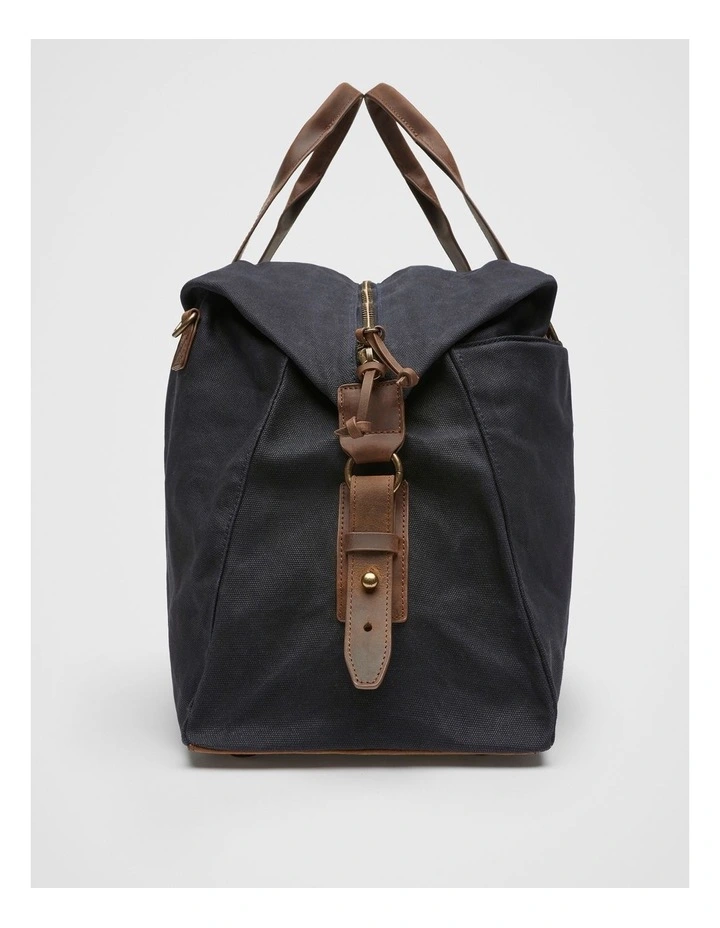 Blake Weekender Bag in Navy image 2