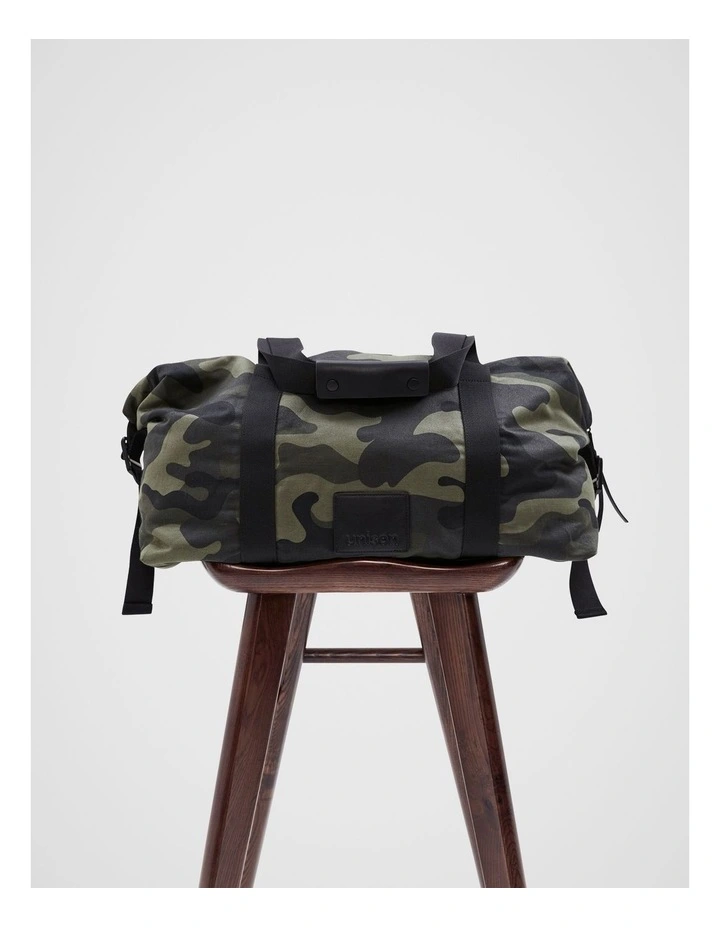 Brooklyn Camo Weekender Bag in Green image 6