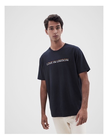 Love In Unison T-Shirt in Navy