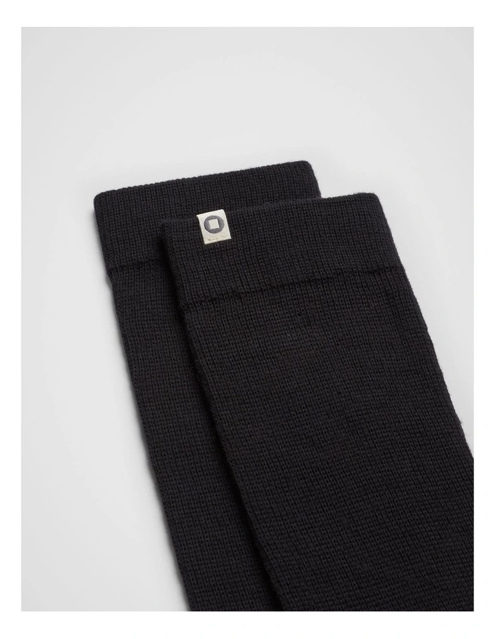 Ribbed Winter Socks in Black image 3