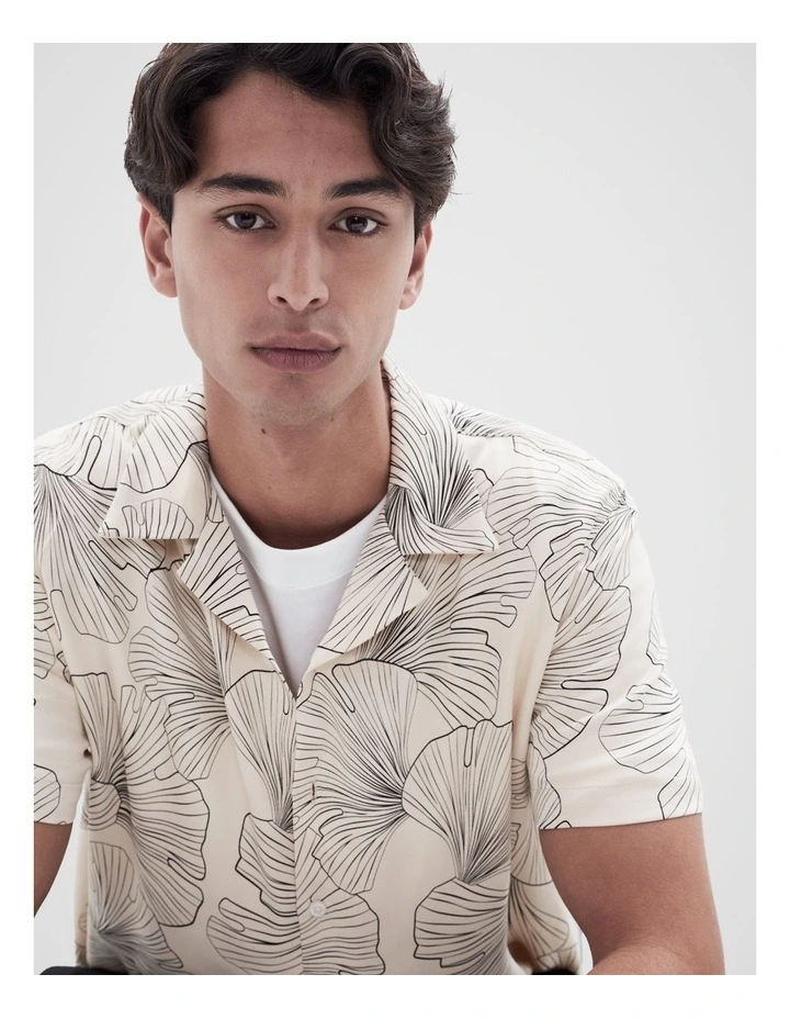 Lotus Shortsleeve Regular Fit Shirt in Beige image 4