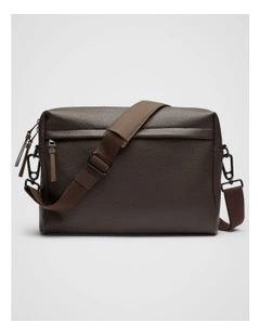 Zac Messenger in Brown