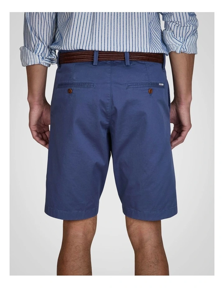 Relaxed Fit Twill Shorts in Dusty Navy image 2