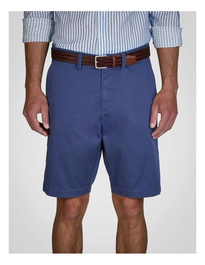 Relaxed Fit Twill Shorts in Dusty Navy image 4