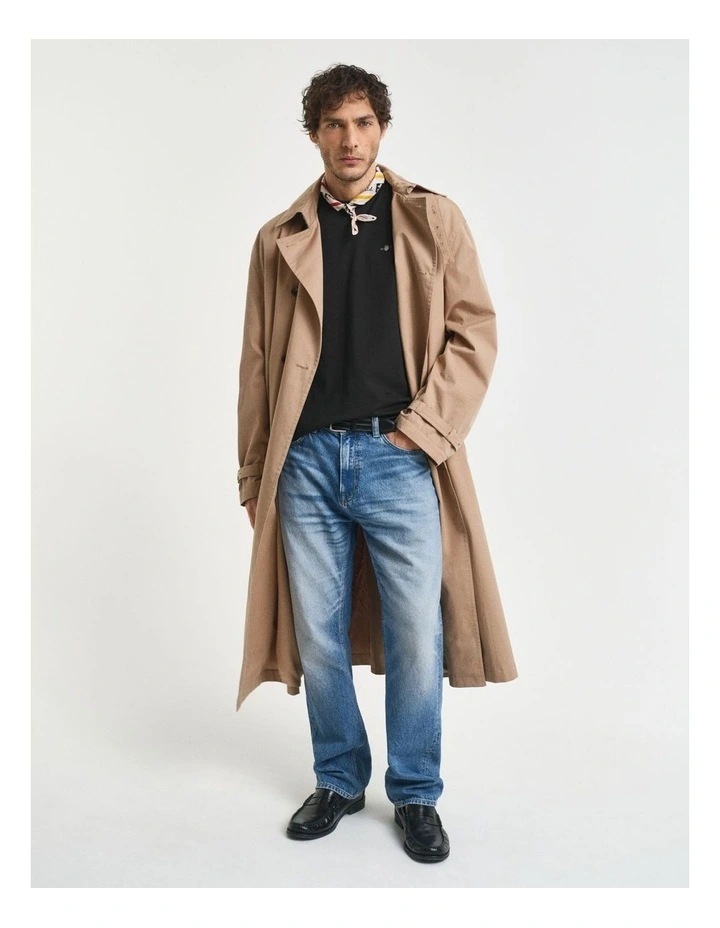 Regular Shield T-shirt in Black image 4