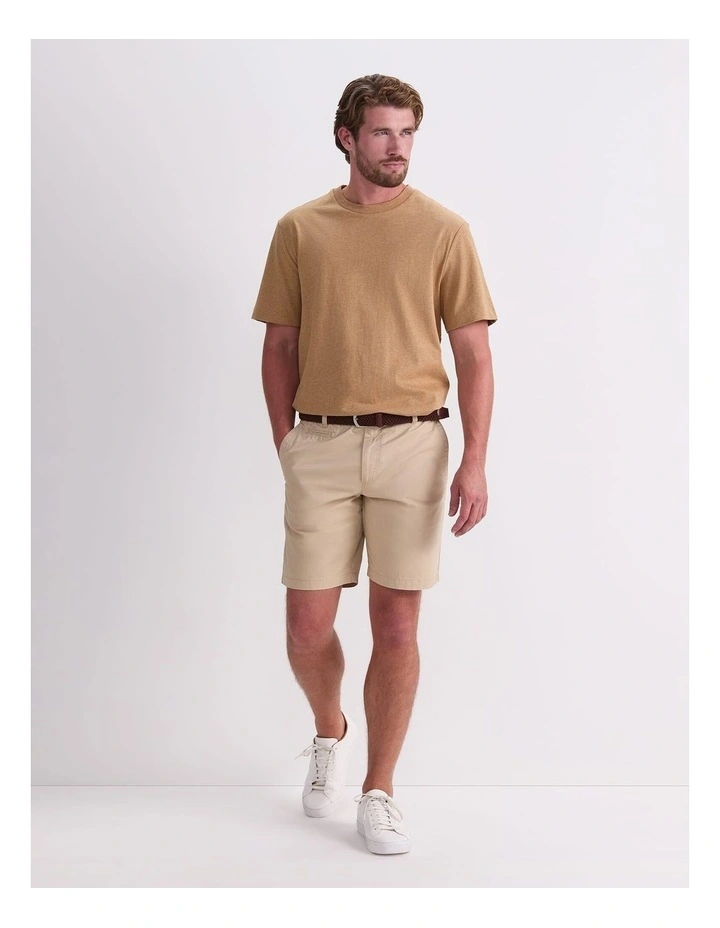 Classic Short in Beige image 3