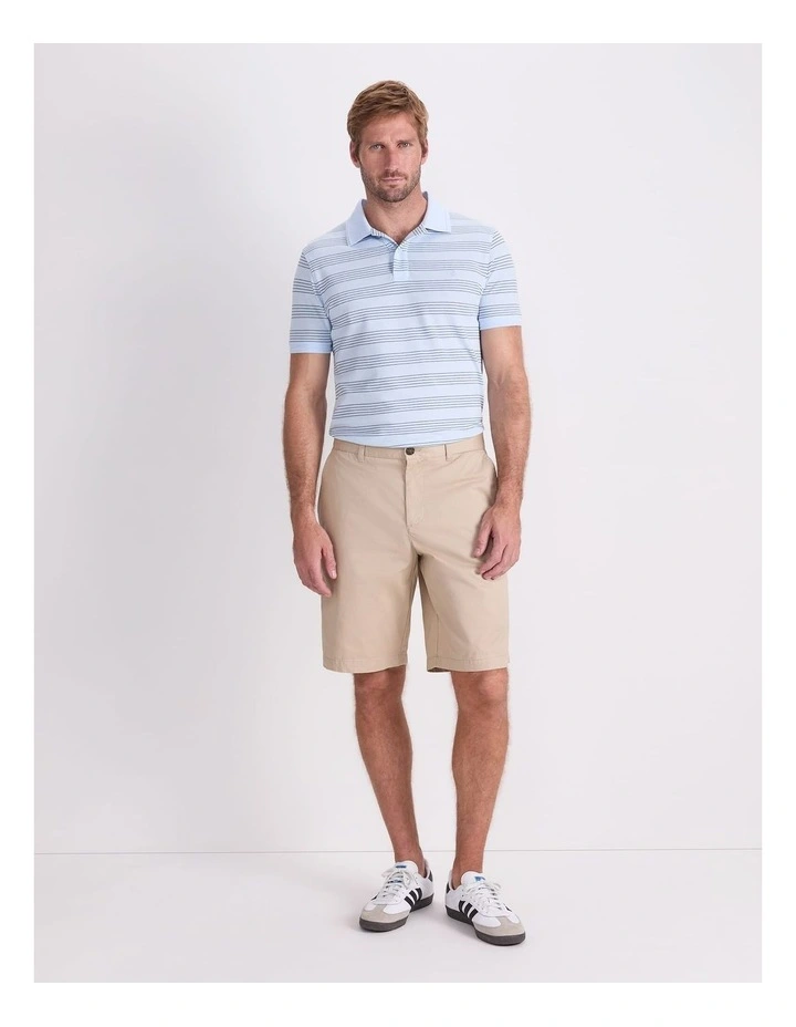 Classic Short in Beige image 4