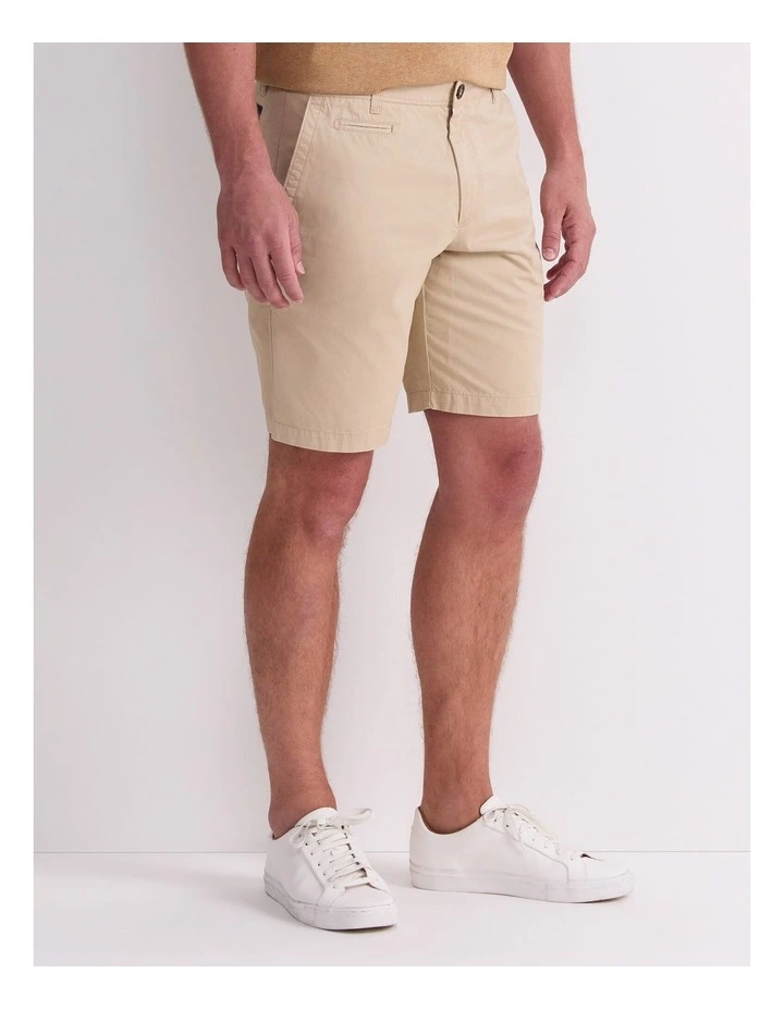 Classic Short in Beige image 4