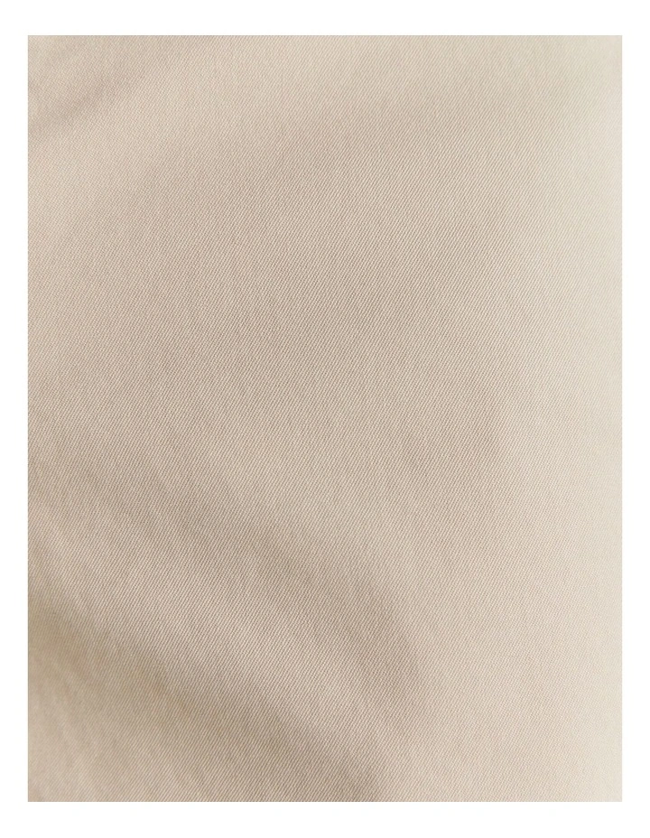 Classic Short in Beige image 6