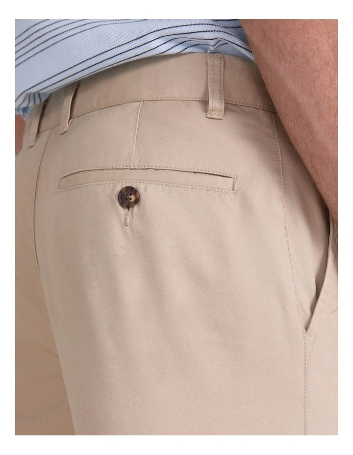 Classic Short in Beige image 7