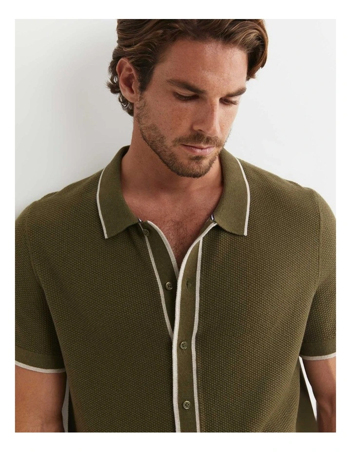 Supple Short Sleeve Shirt in Khaki image 6