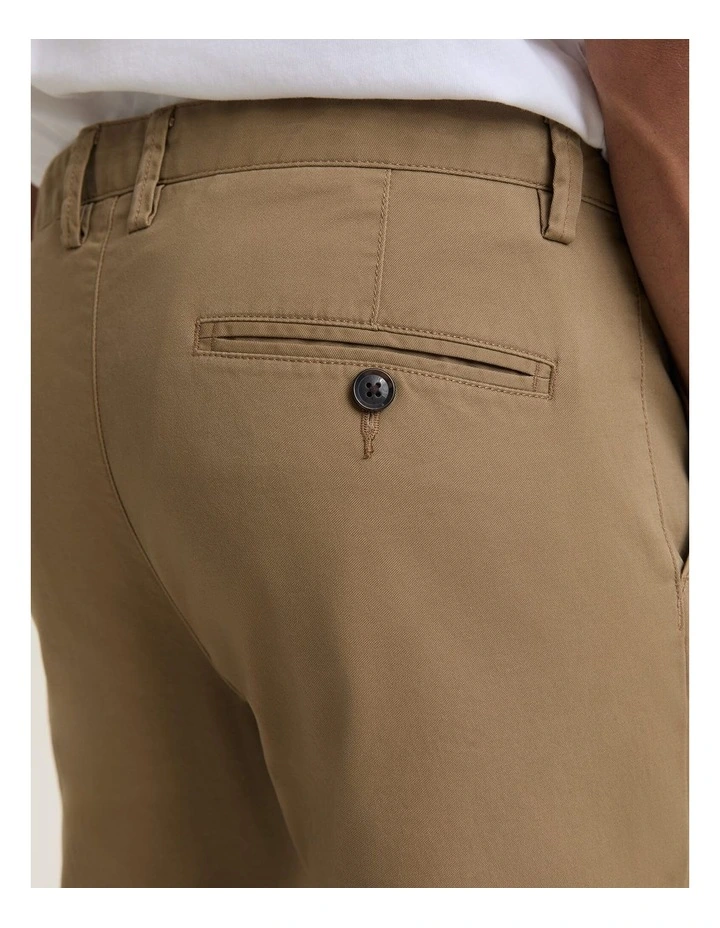 Jones Chino in Latte image 5