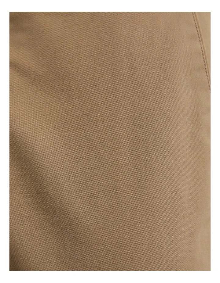 Jones Chino in Latte image 6