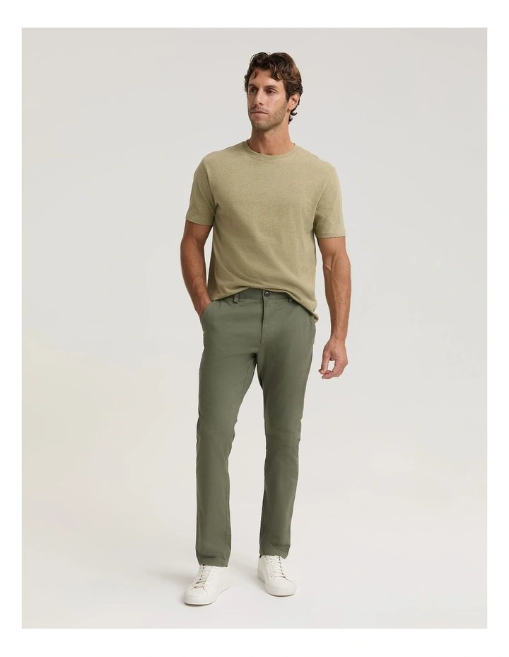 Jones Chino in Olive image 3