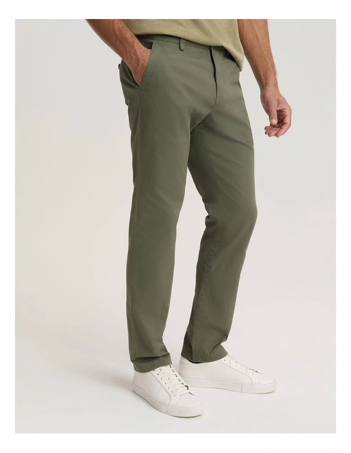 Jones Chino in Olive image 4