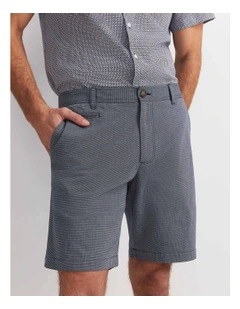 Trey Classic Short