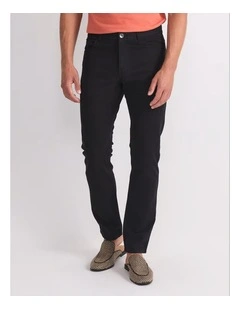 Tapered Bedford Jeans in Black