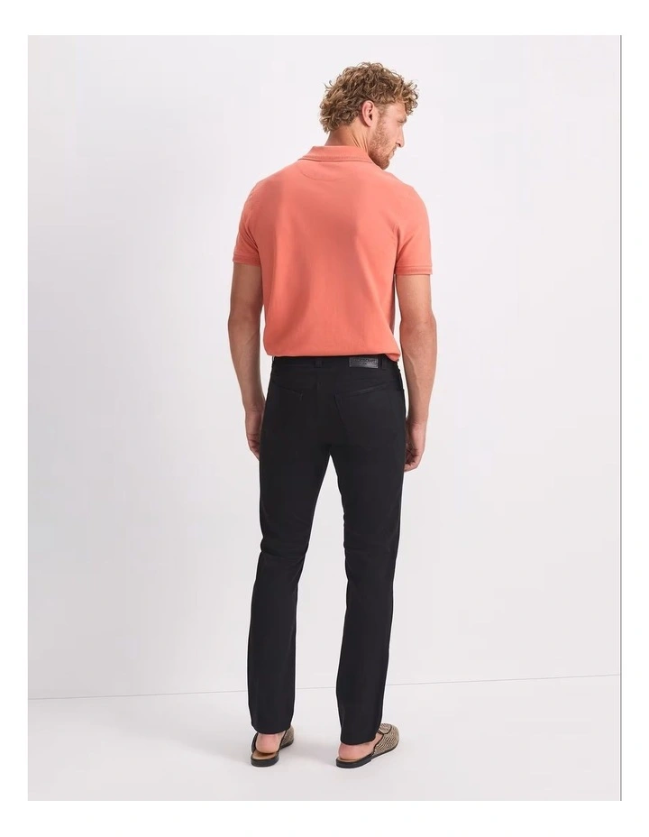 Tapered Bedford Jeans in Black image 2