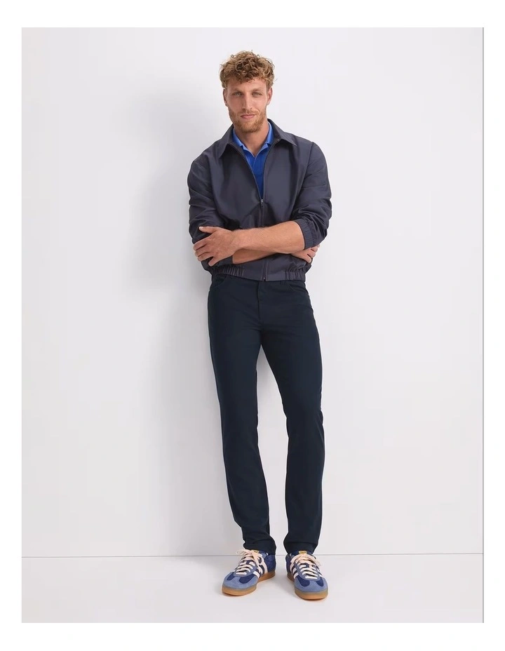 Tapered Bedford Jeans in Blue image 5