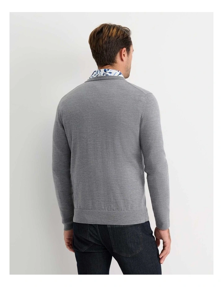 Merino V-Neck Knit in Grey image 2