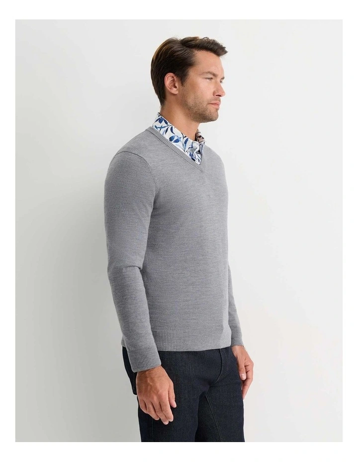 Merino V-Neck Knit in Grey image 4