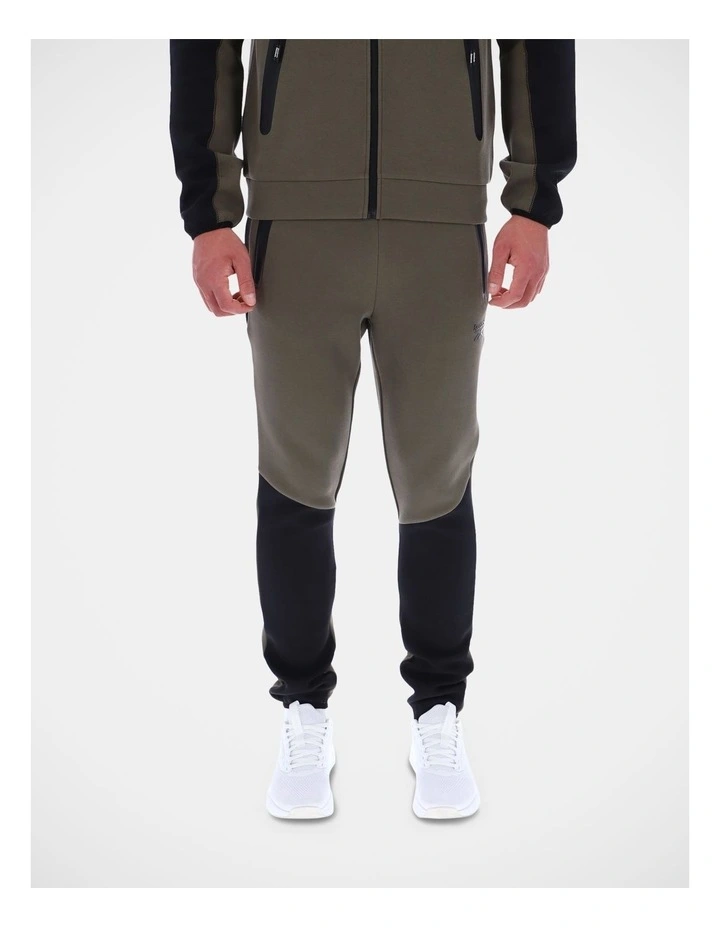 Panel Jogger in Army Green/Black image 1