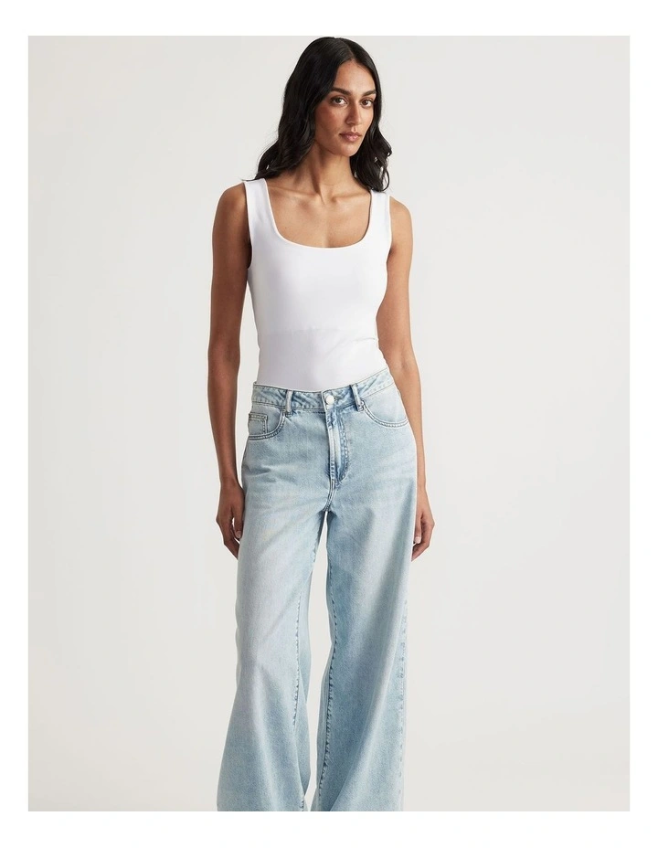 Seamless Scoop Tank in White image 1