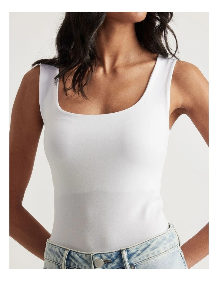 Seamless Scoop Tank in White image 3