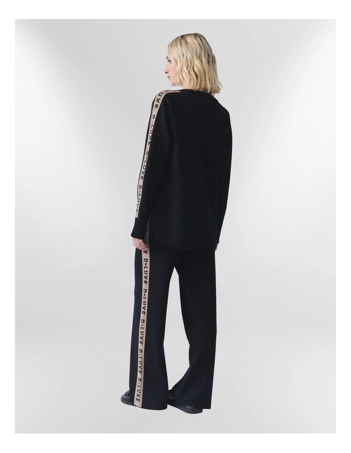 D-Luxe Logo Panel Knit in Black image 2