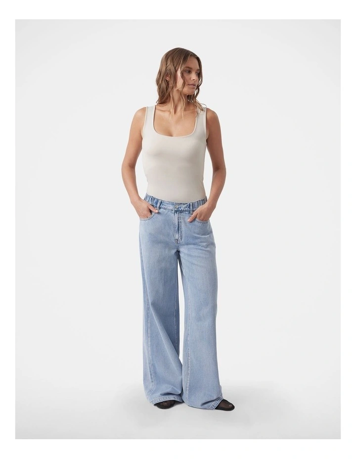 Seamless Scoop Tank in Shell image 1