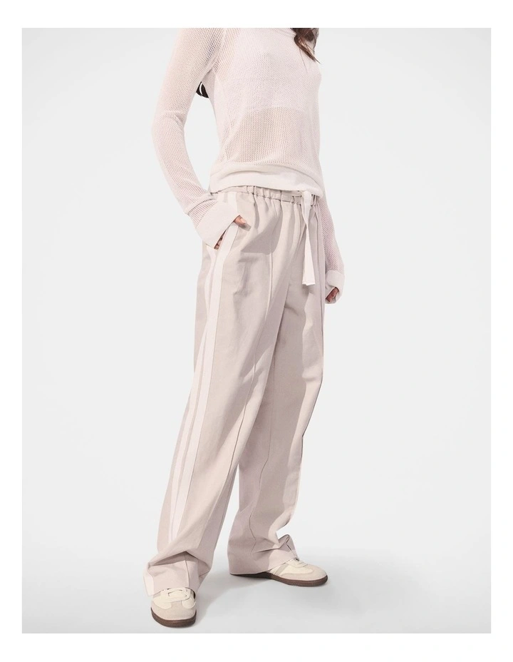 D-Luxe Grosgrain Twill Pant in Shell/Ivory image 3