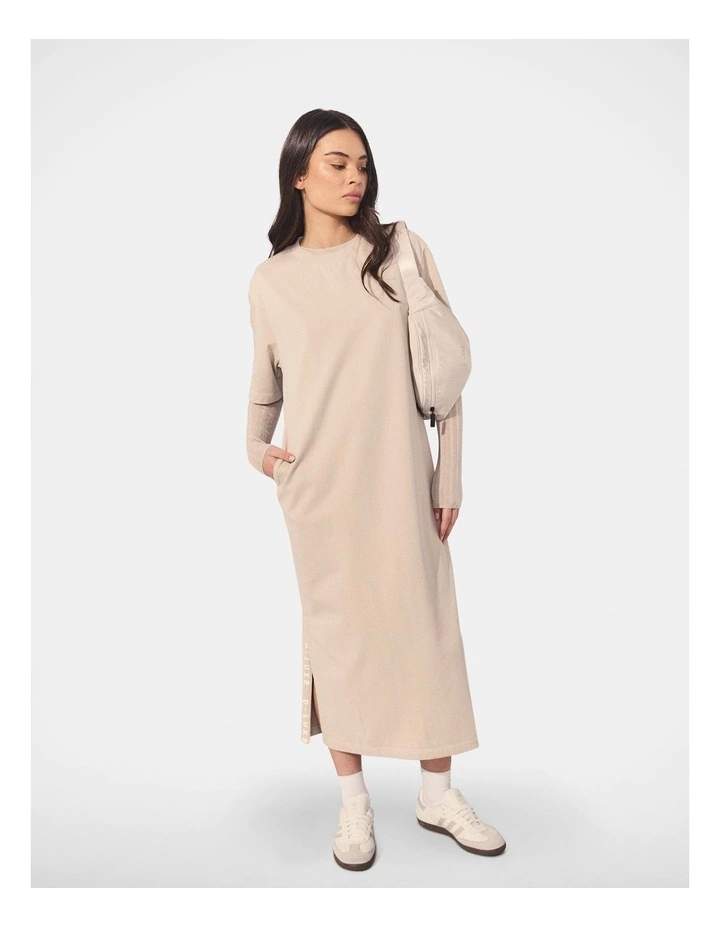 D-Luxe T-shirt Dress in Shell image 1