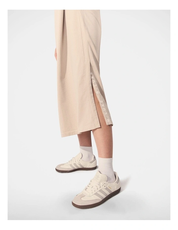 D-Luxe T-shirt Dress in Shell image 3