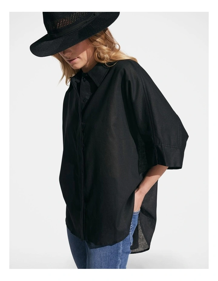 Romi Oversized Shirt in Black image 3
