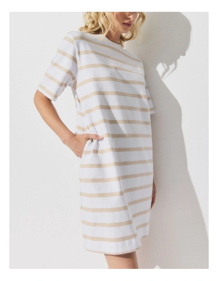 D-Luxe T-shirt Dress in White/Shell image 3