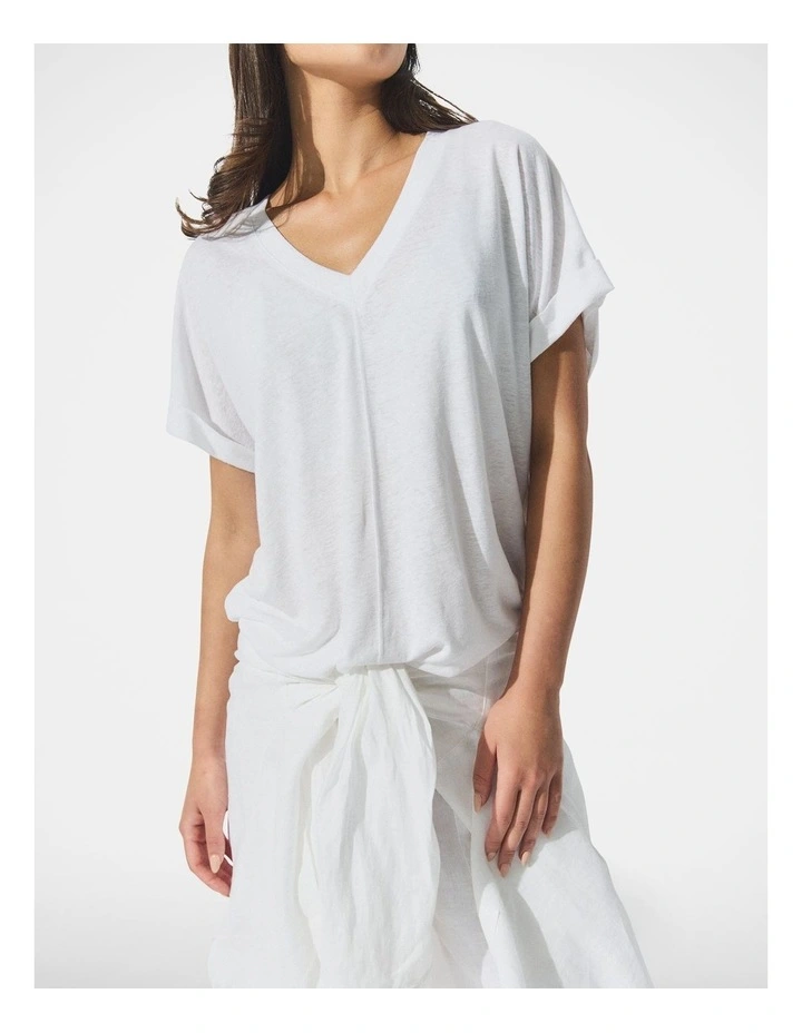 D-Luxe V Neck Linen Blend Tee in White image 3