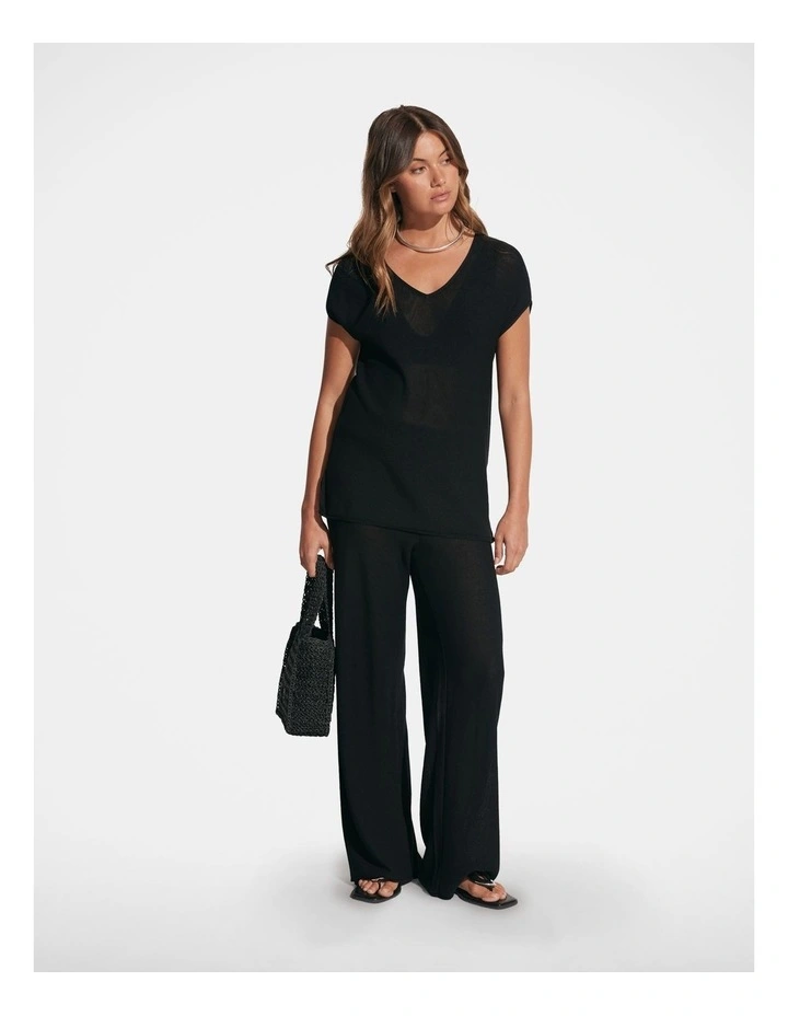 Kia Plain Knit Tee in Black image 3